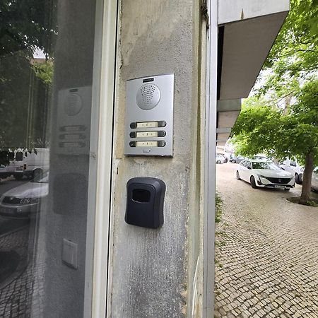 Comfy 3 Bedroom Apartment Campo De Ourique Lisboa Exterior foto