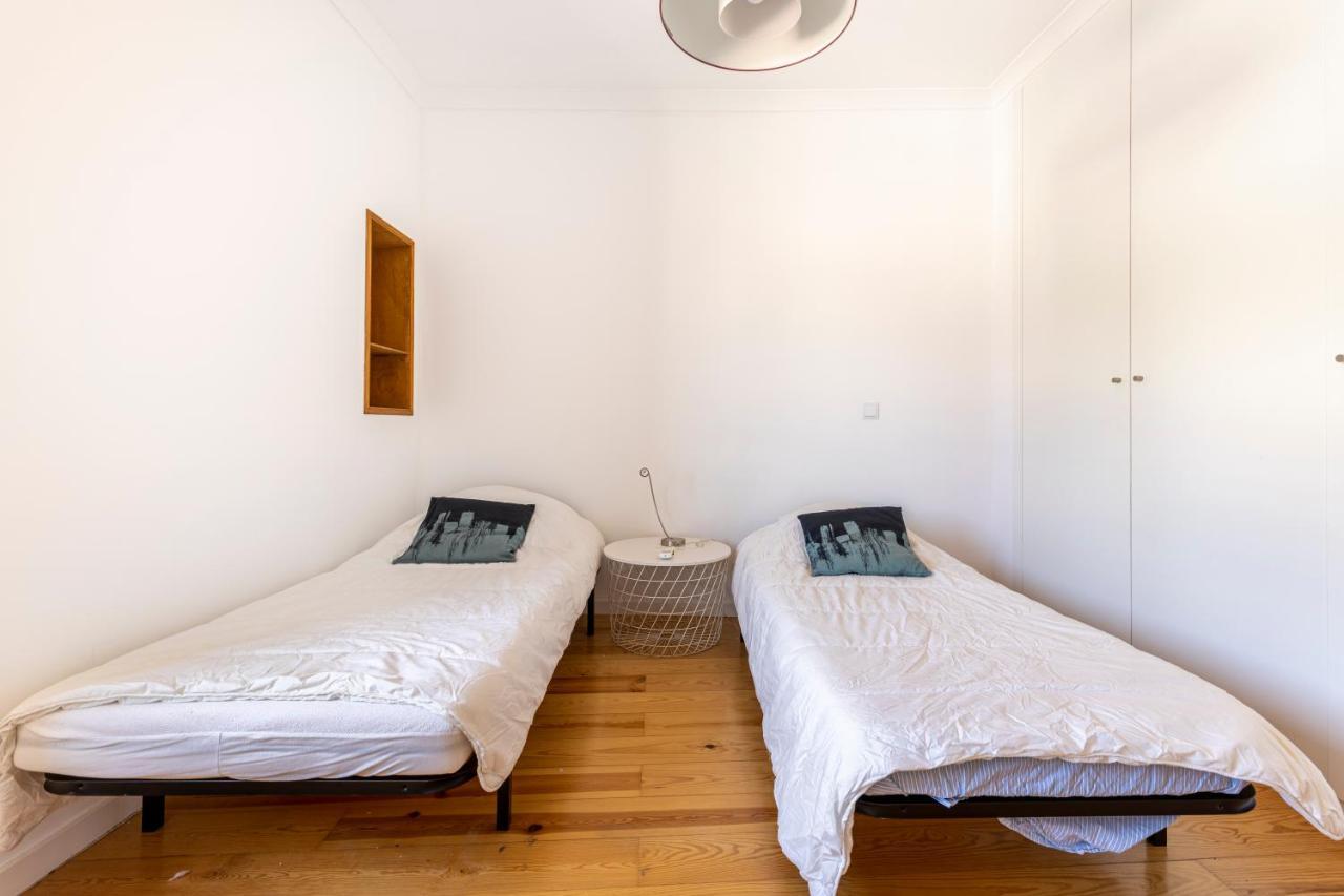 Comfy 3 Bedroom Apartment Campo De Ourique Lisboa Exterior foto