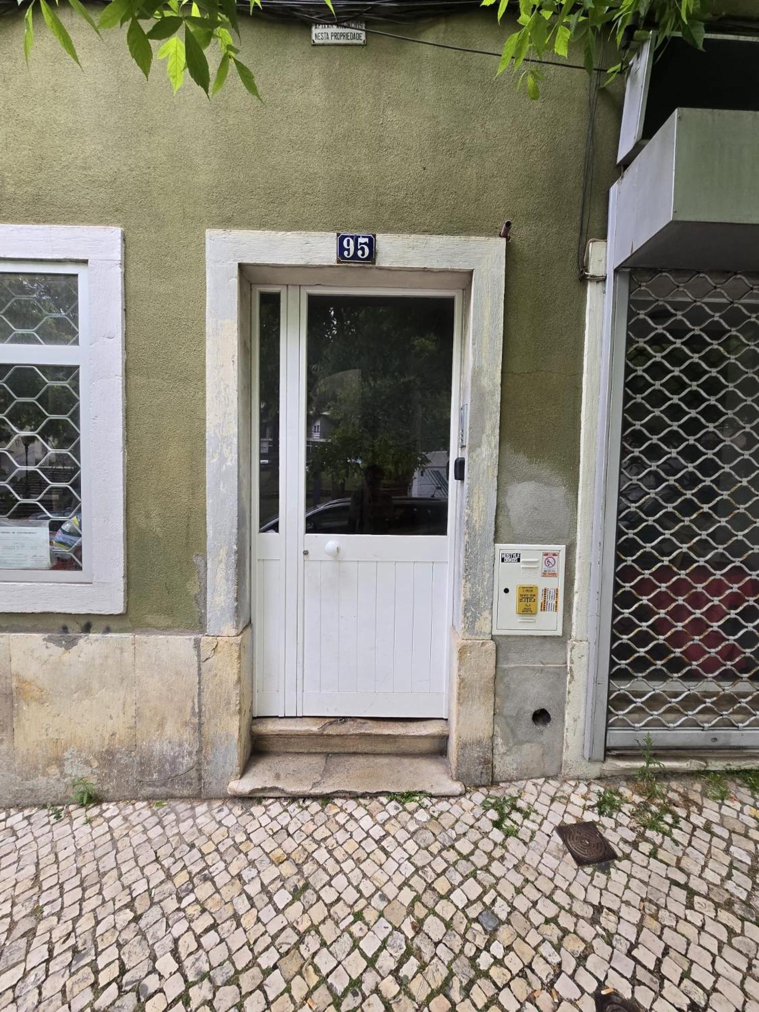 Comfy 3 Bedroom Apartment Campo De Ourique Lisboa Exterior foto